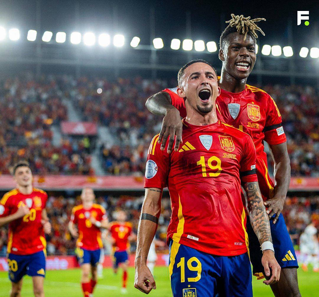 里程碑夜!拜仁慕尼黑伤情更新,西甲集结日刷纪录,媒体盛赞,年轻球员得到机会的简单介绍 里程碑夜!拜仁慕尼黑伤情更新,西甲集结日刷纪录,媒体盛赞,年轻球员得到机会的简单介绍