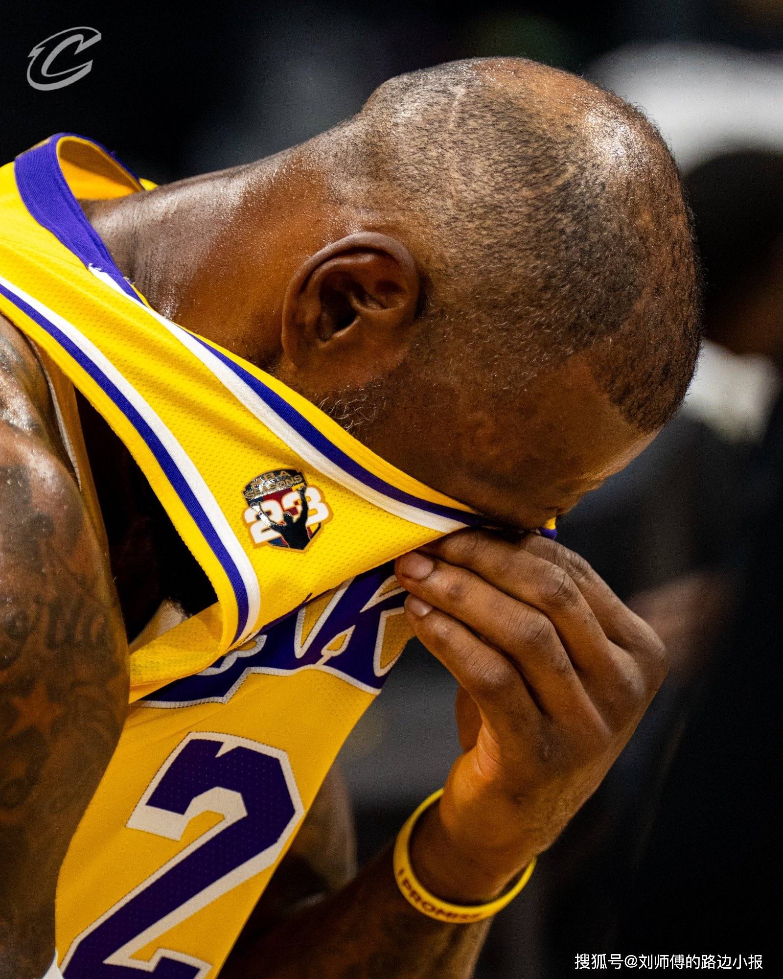 关于詹姆斯回归赛场，战术调整首场状态亮眼，巴黎圣日耳曼观众沸腾！的信息